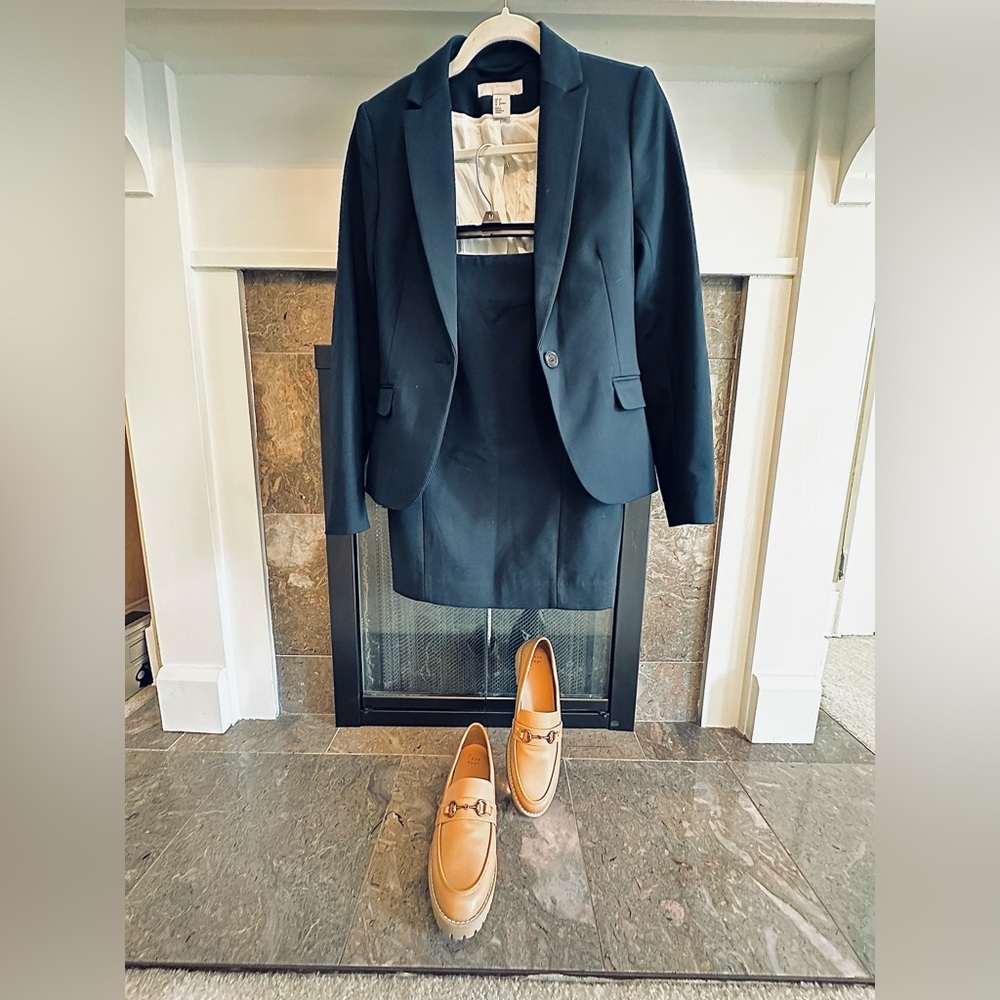 H&M Business Set : Blazer AND Skirt - Size 4